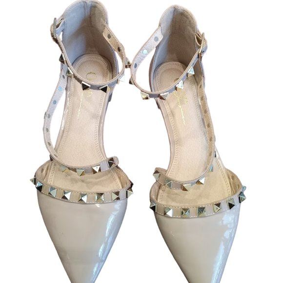 EC Olivia Ferragamo Tan Patent | Gold Studded Flats | Padded soles | Size: 5.5" - Picture 2 of 16